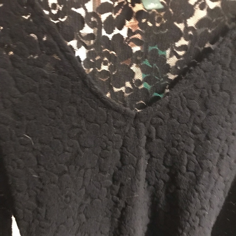 Lace Dress with Ruffled Hem and Arms - Picture 5 of 8